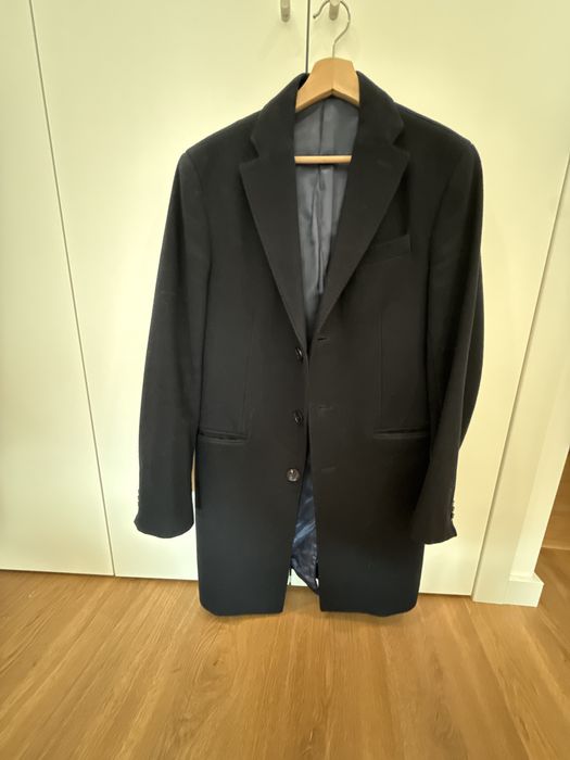 Casaco comprido azul escuro