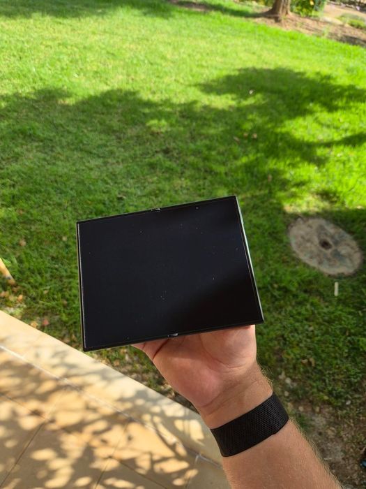 Sansumg fold z 8