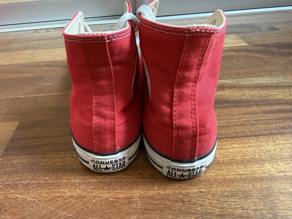 Converse r. 42, kolor czerwony