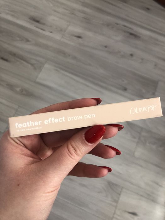 Colourpop pisak do brwi Feather Effect Brow Pen Light Brown
