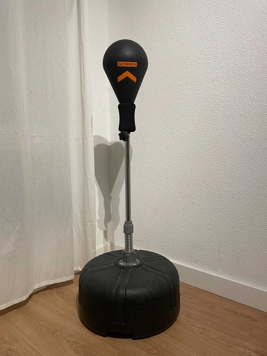 Punching Ball + Luvas de Boxe