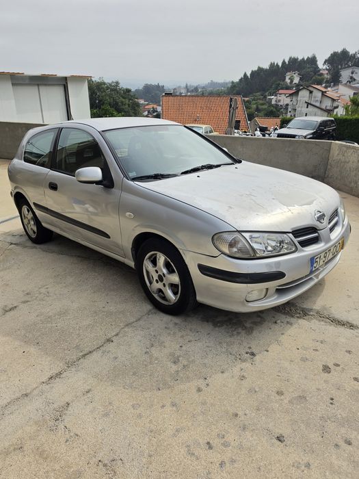 Nissan Almera 2.2