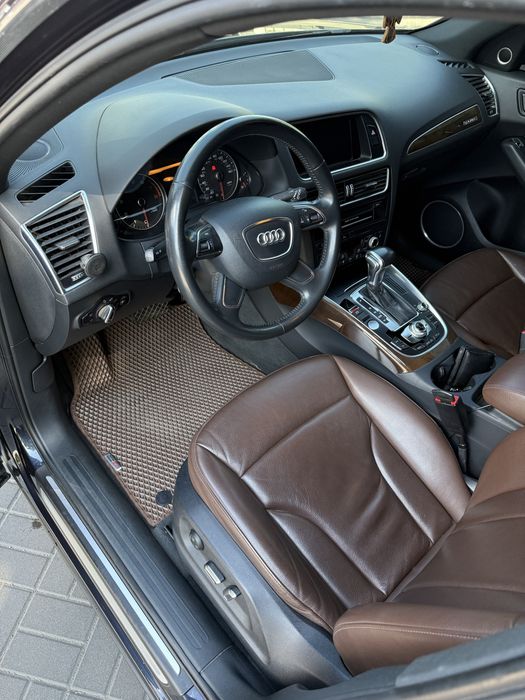 Audi Q5 2017, модельный ряд 2016год