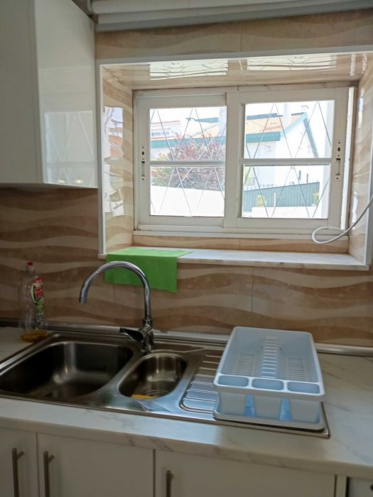 quarto em T2 para alugar