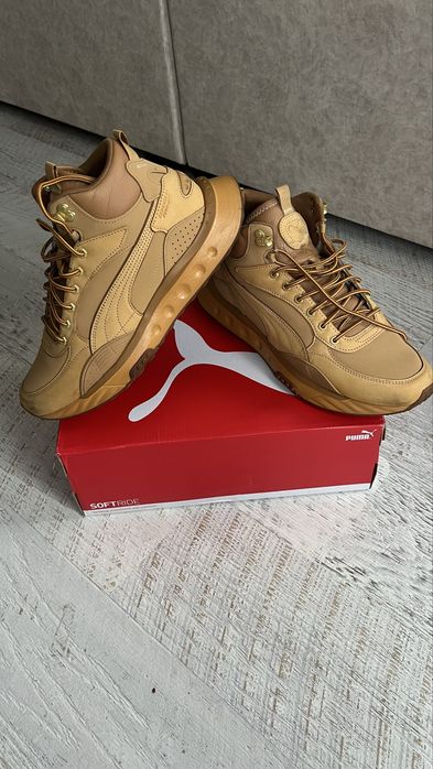 Демісезонні кросівки Puma