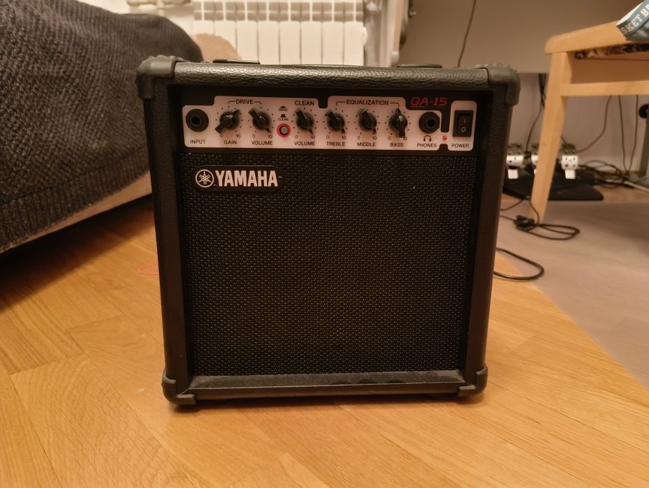 ЕлектроГітара Yamaha в наборе GIGMAKER
