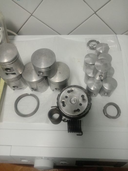 Поршня и кольца Карпаты,Муравей, Минск, Восход,Верховина,Урал ,Крот