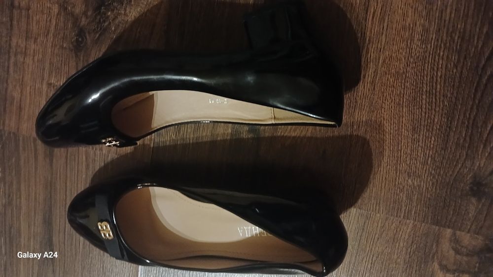 Туфлі лакові недорого