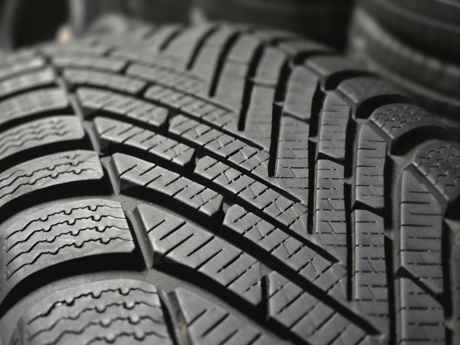 Pneus 225/55 R18 Pirelli POWERGY Winter 95%