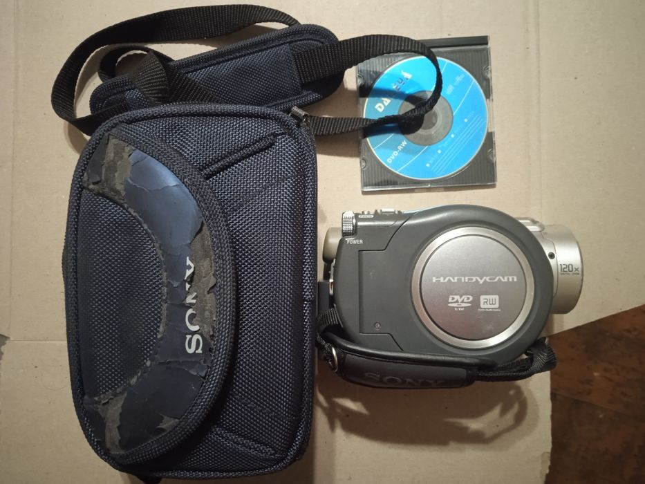 Sony DCR-DVD405E відеокамера