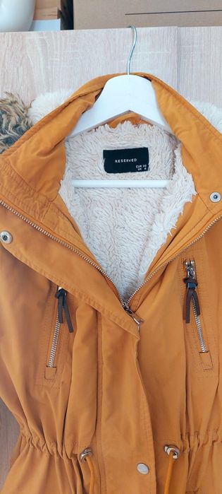 Reserved kurtka żółta parka