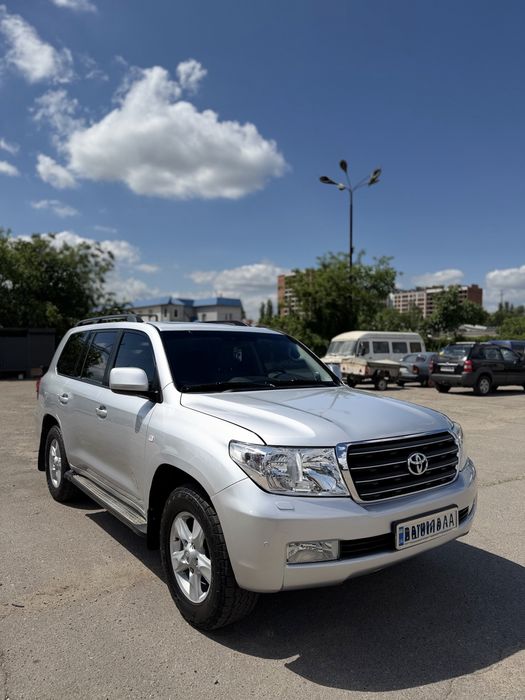 Toyota Land Cruiser 200 дизель
