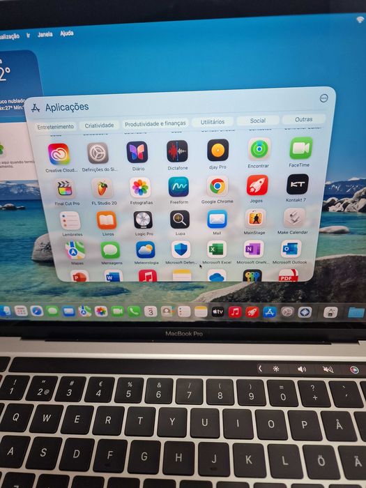 MacBook PRO Touchbar M1, 2020 (16gb com varios programas )