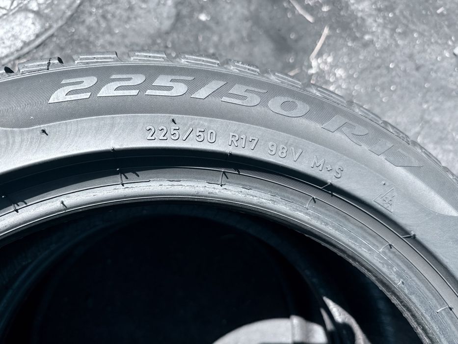 225 50 17 Pirelli Sottozero 3 95% 2024 Шини Зима