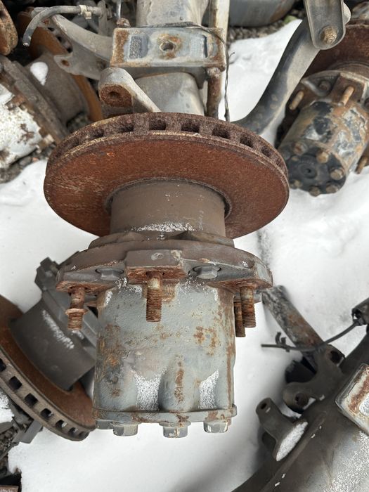 Мост, ступіца, полуось Mercedes Vario