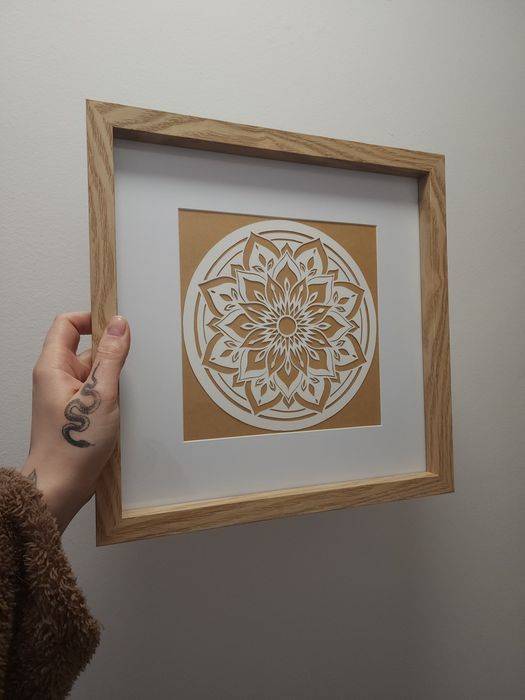 Obraz mandala boho ręcznie wycinana dekoracja na prezent