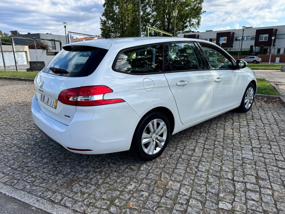Peugeot 308 SW 1.6 bluehdi — photo 5