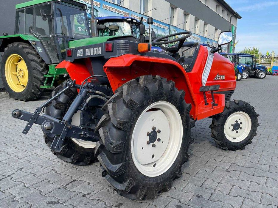 Kubota Asti A-15 Японський Трактор