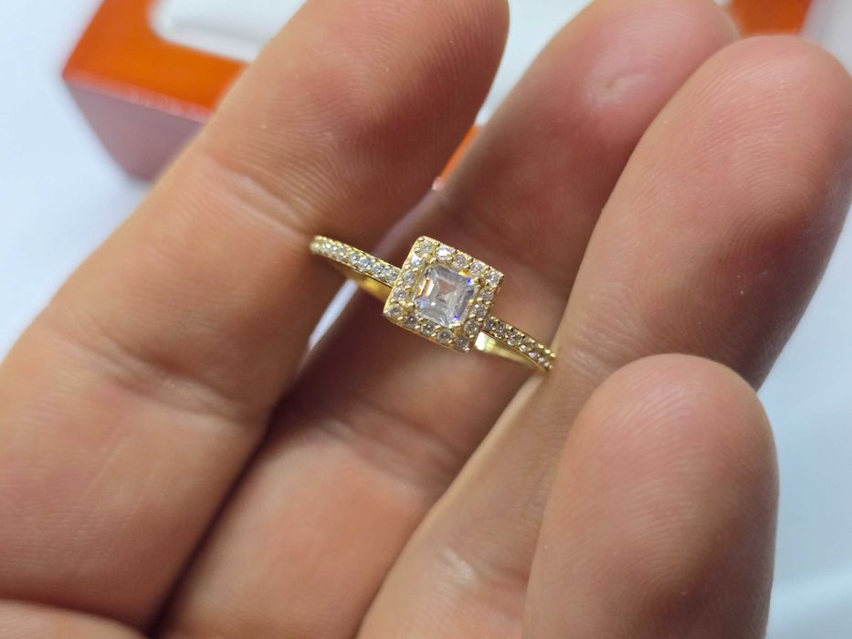 Modny stylowy złoty pierścionek pr.585 kwadratowy|PLUS Lombard Kłodzko