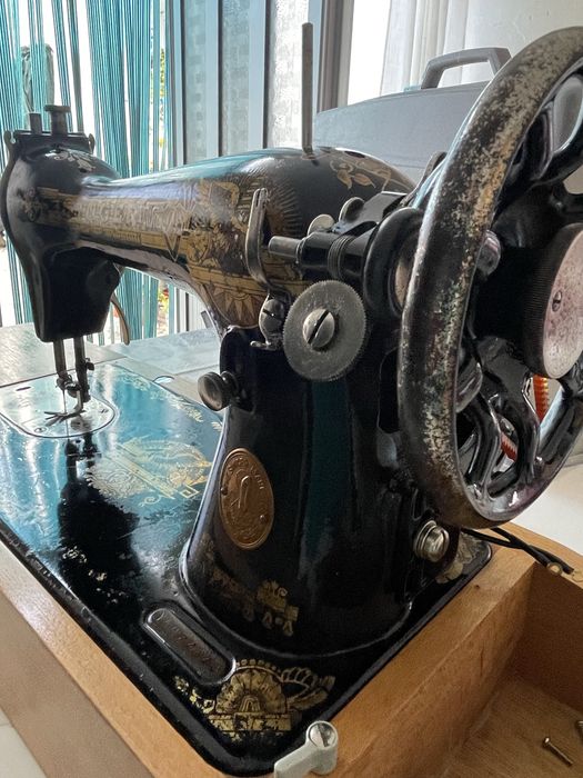 Maquina de Costura Singer