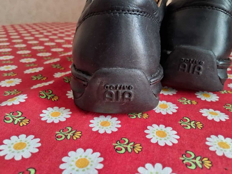 Кожаные туфли Clarks