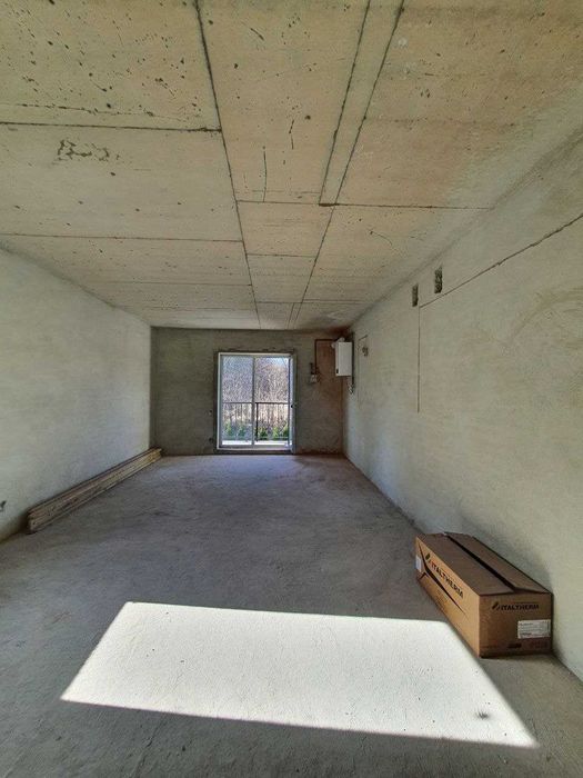 Продаж просторої 2-кімн. квартири в новобудові по вул.Пасічній