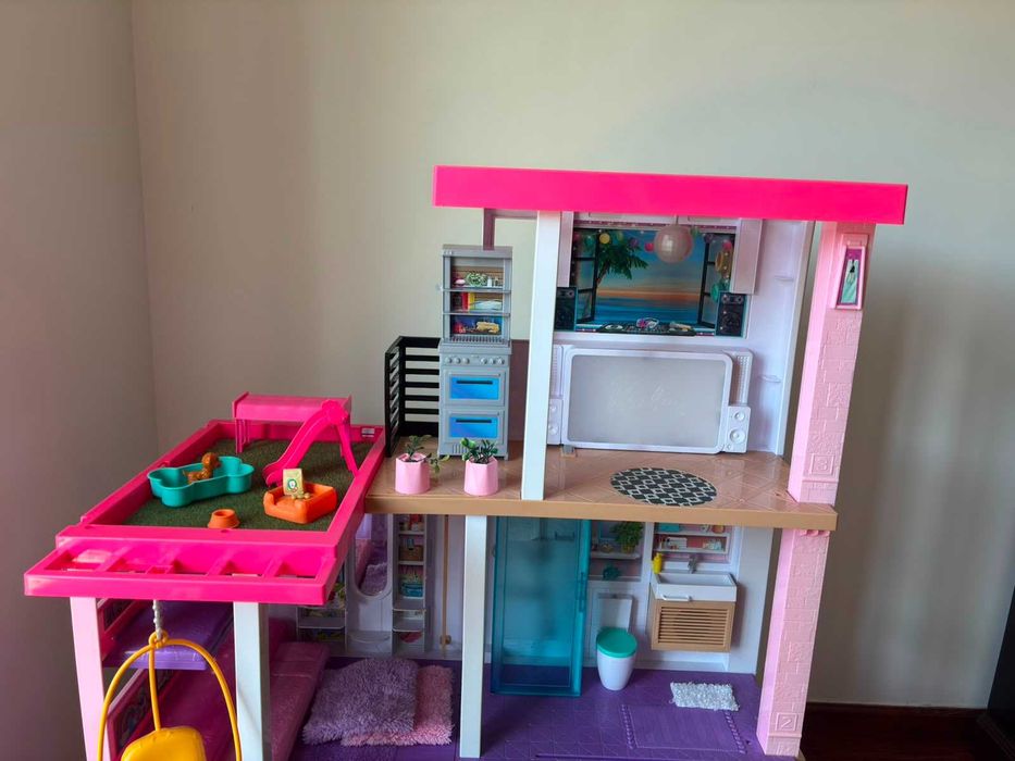 Casa da Barbie Dreamhouse – 60.º Aniversário (Ótimo Estado)