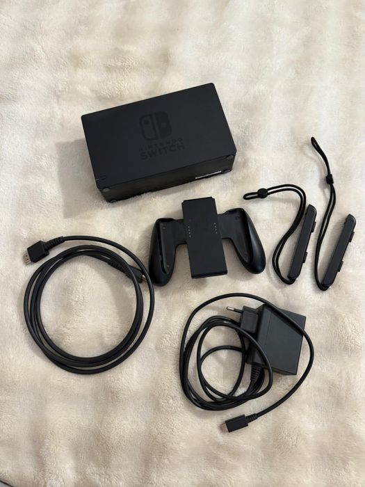 Nintendo Switch – 1. wersja, szare Joy-Cony