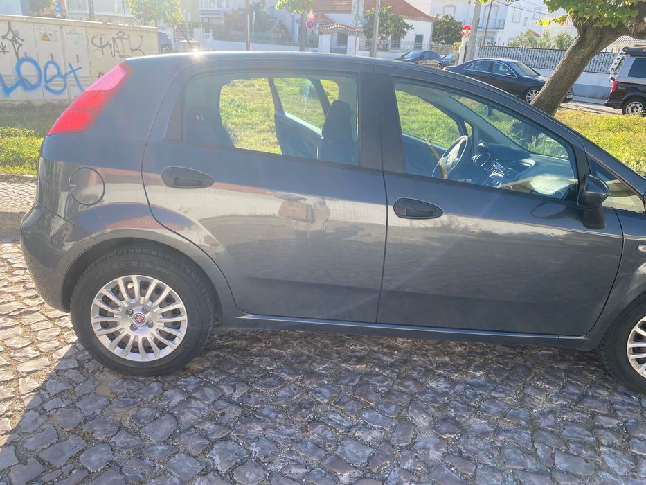 Fiat Punto 2015 - Impecável