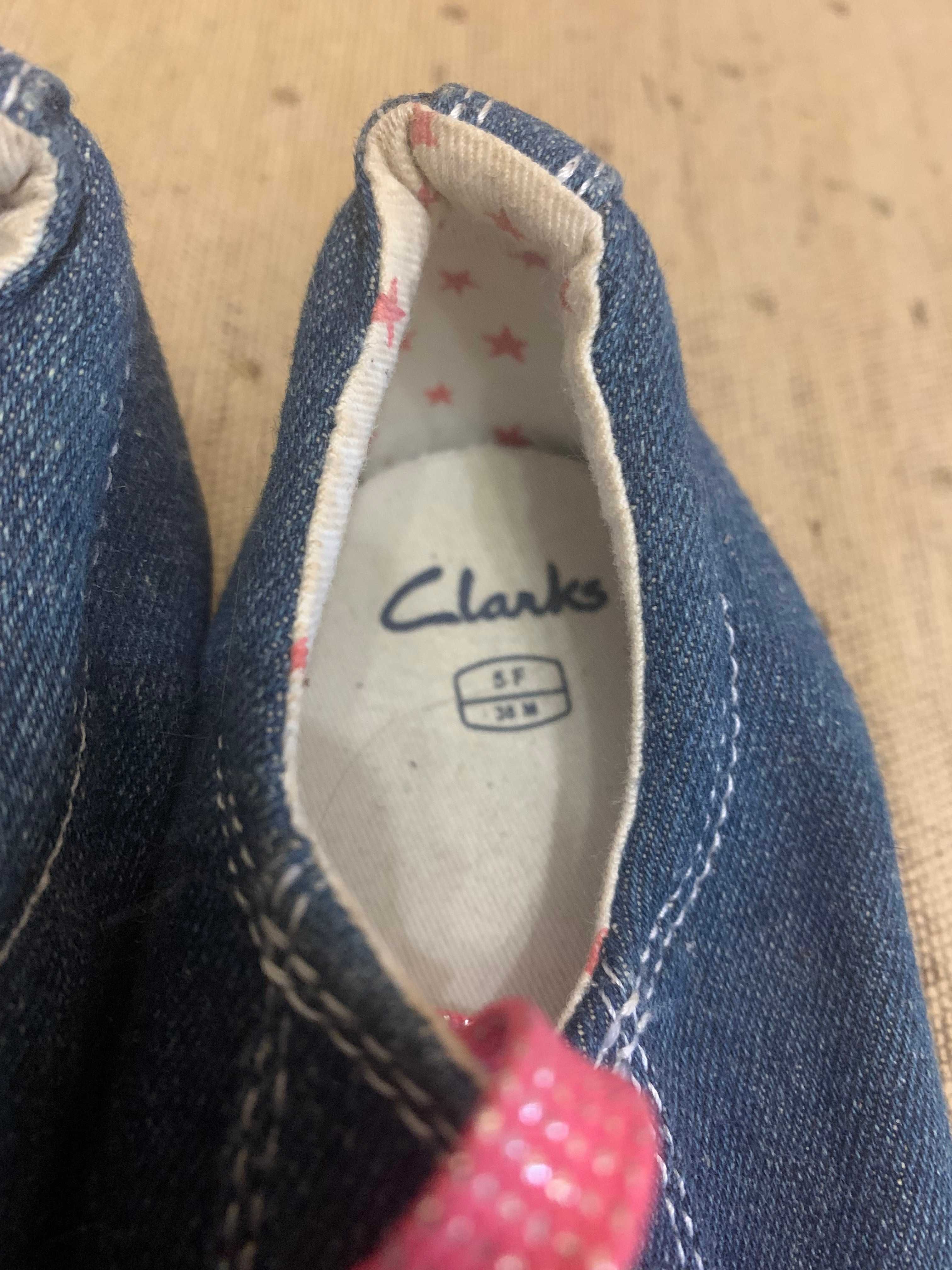 Clarks converse sale