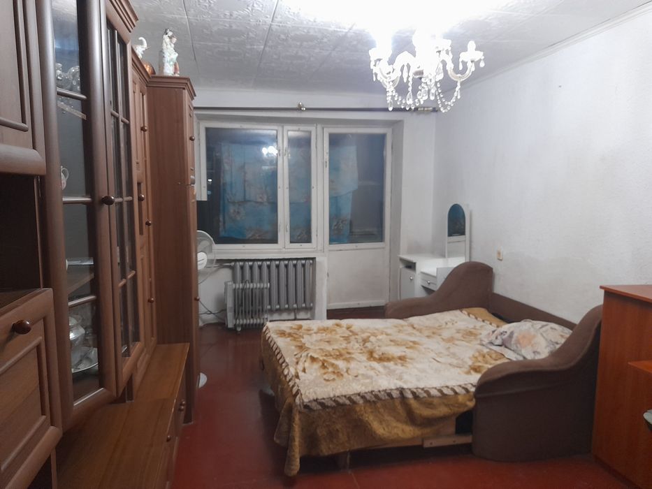 Здаю 2ух кімнатну квартиру  кірпічний дім  всі  зручност.Вільна .