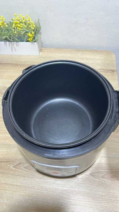 Мультиварка  Perfezza FZ-0804 – 900 Вт