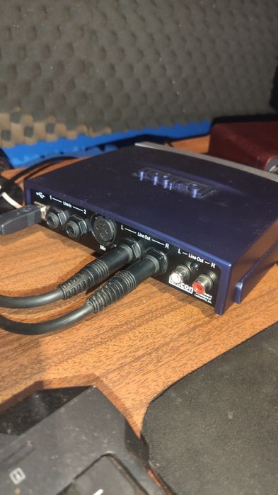 Placa de som Interface Lexicon Alpha 2x2x2