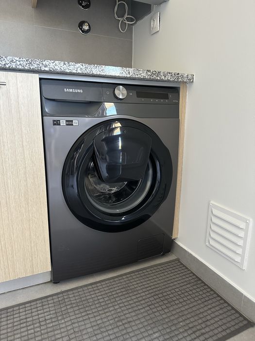 Máquina Lavar Roupa Samsung 9kg AddWash – 1400 rpm