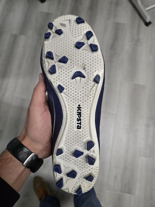 Vendo Chuteiras Kipsta 43