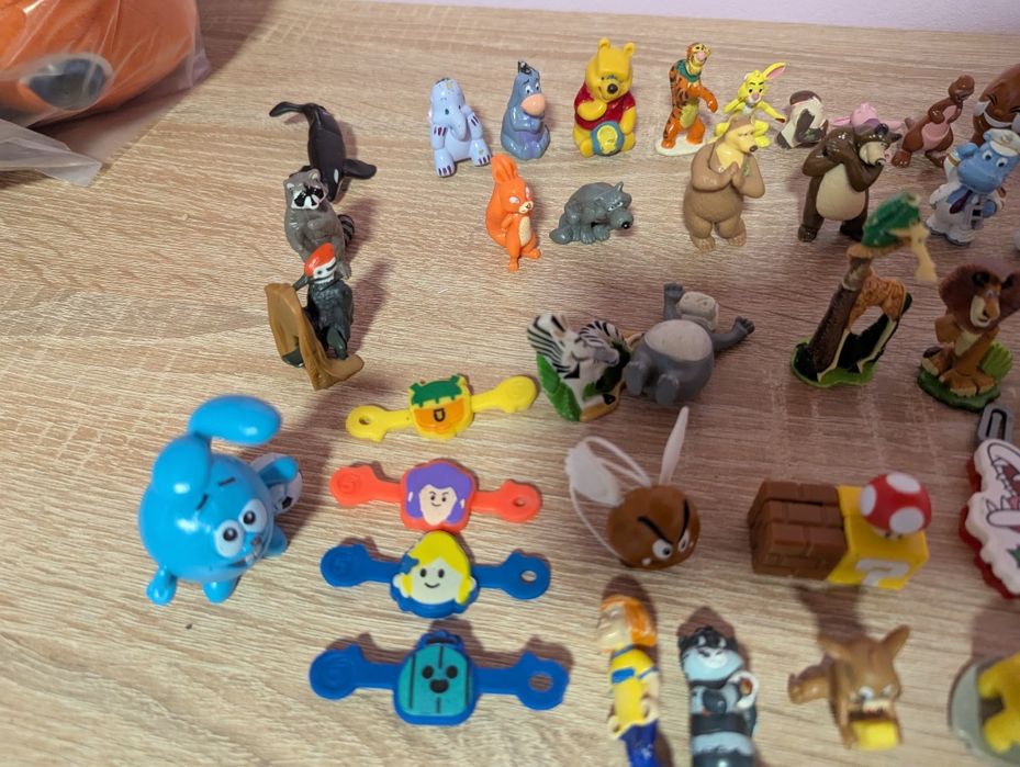 Продаю іграшки Кіндер сюрприз