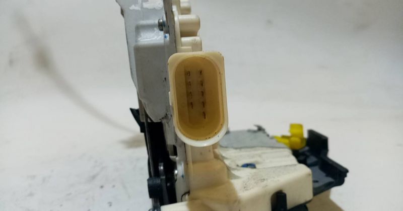 Fechadura / fecho porta frente esquerdo AUDI A4 (8EC, B7)