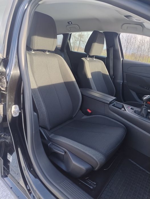 Peugeot 308 III 1.5HDI 130KM Nowy Rozrząd Oleje Navi Czujniki Kamera