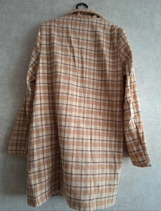 Płaszcz płaszczyk w kratkę rozmiar L 40