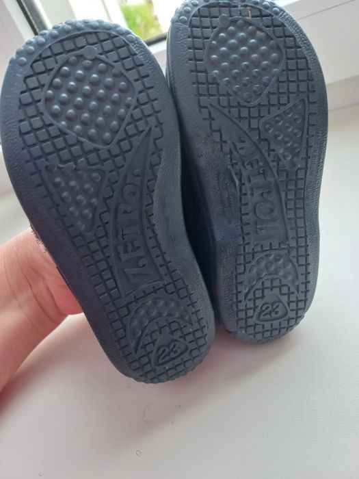 Тапочки 23 р.;cтелька 14.3см.Zetpol