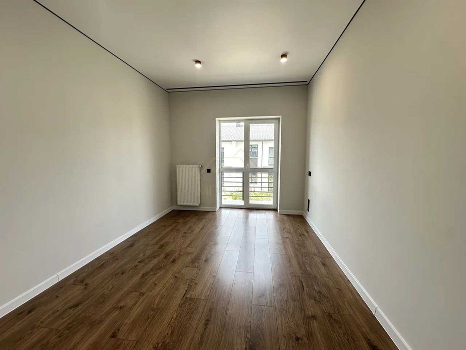 Продаж таунхауса з РЕМОНТОМ в гарній локації біля ЖК Калинова Слобода