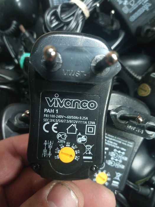 Електрошрот Мультивольтовий 3V 4.5V 5V 6V 7.5V 9V 12V блок живлення