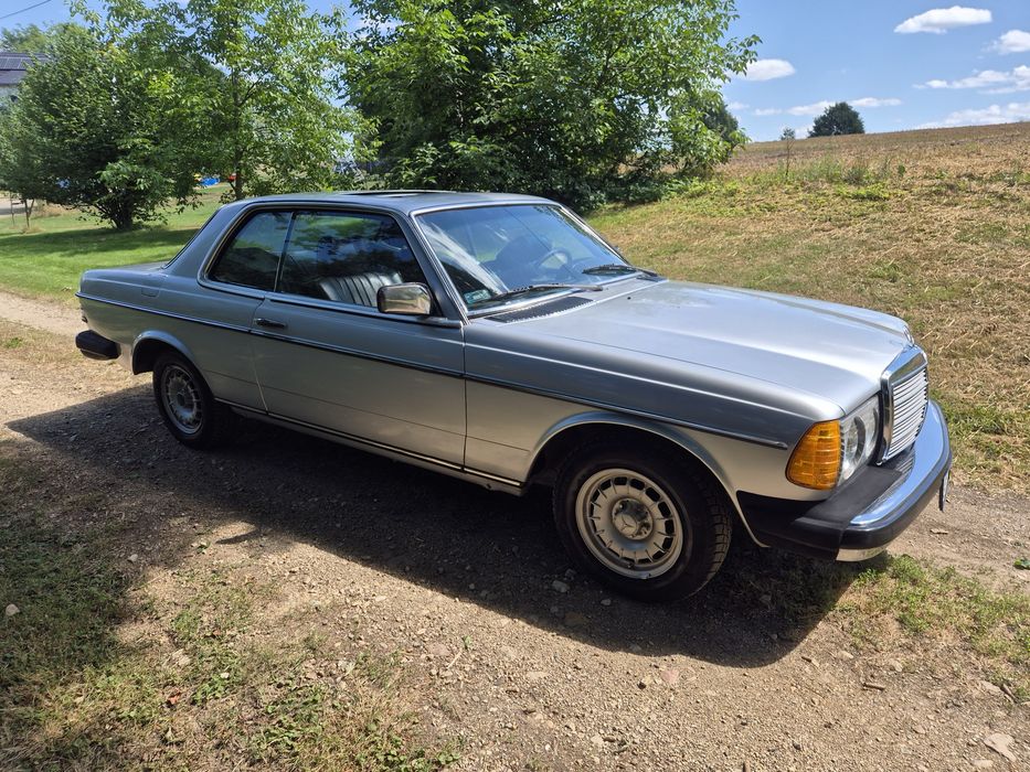 W123 Coupe 2.8 C123