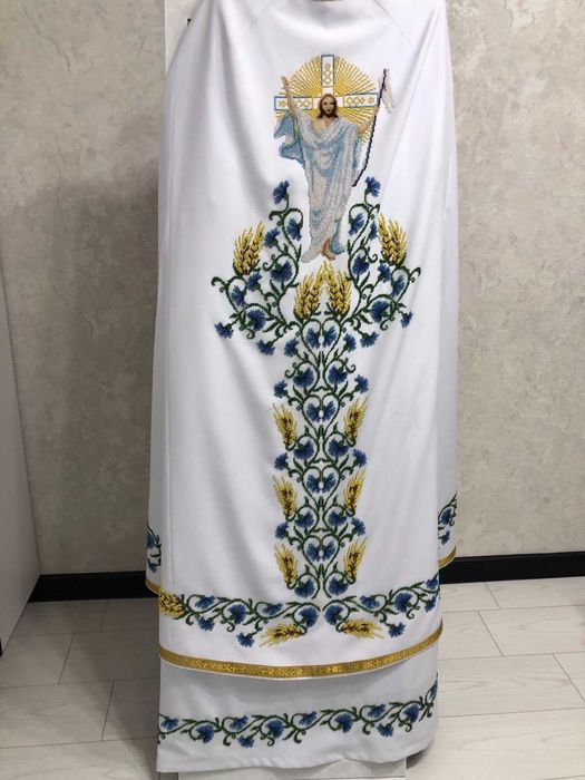 Продам вишитий фелон