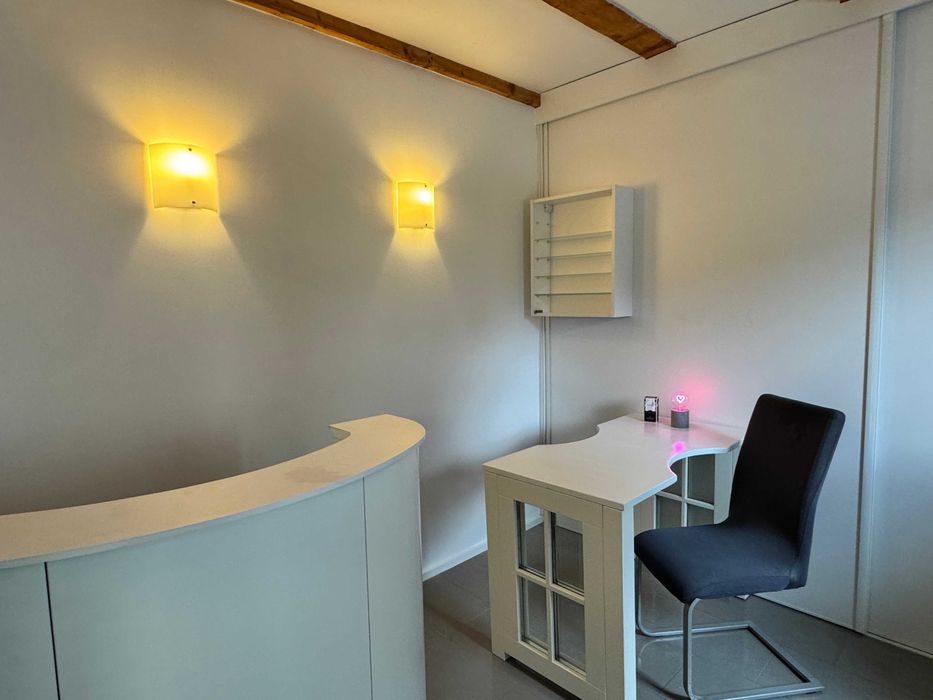DO WYNAJĘCIA GOTOWY GABITEN KOSMETYCZNY Salon Kosmetyczny Loklal usługowy, manicure pedicure masaż