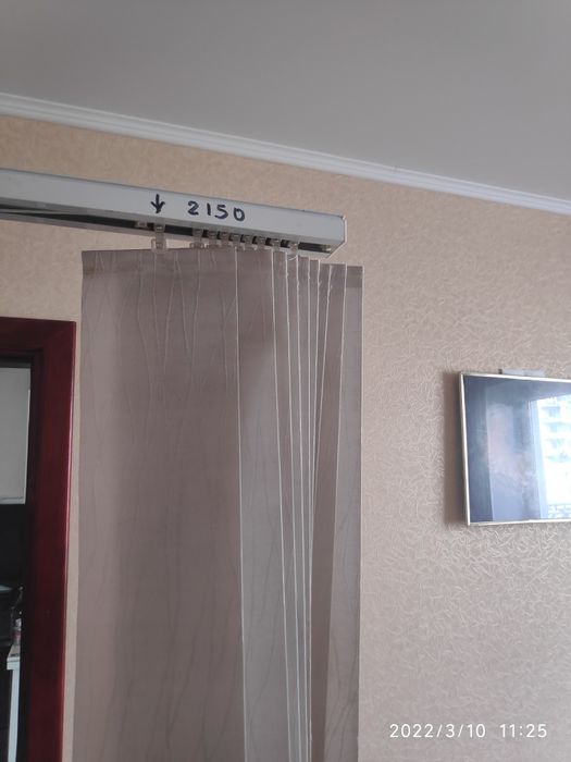 Карниз потолочный .