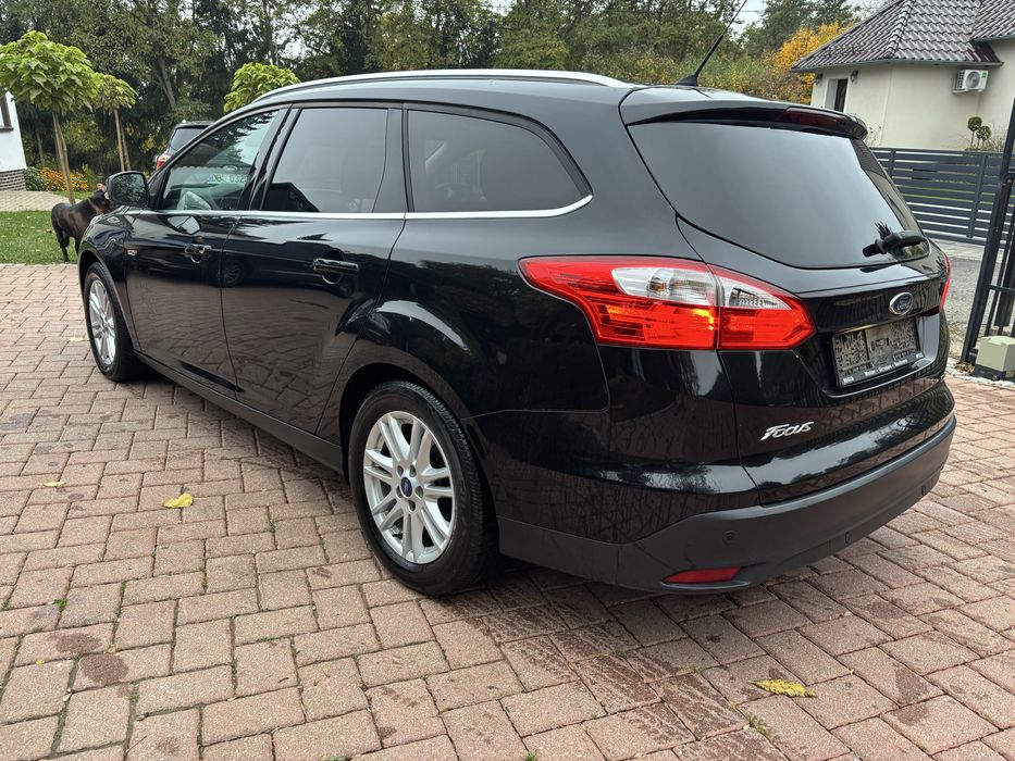 Ford Focus  2014 rok Klimatronik
