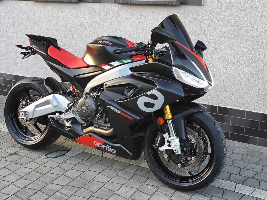 Aprilia RS 660 Nowe Opony Quickshifter ABS Mapy Transport RATY