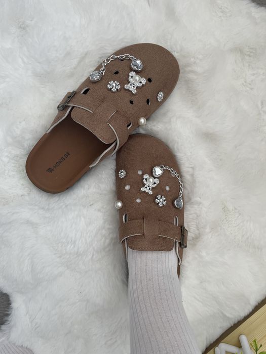 неймовірні мюллі сабо під замш