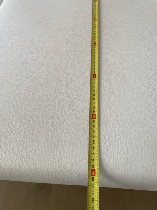 Sofá/Cama com arrumação